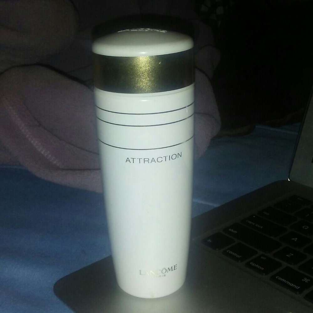 Lancome attraction body lotion